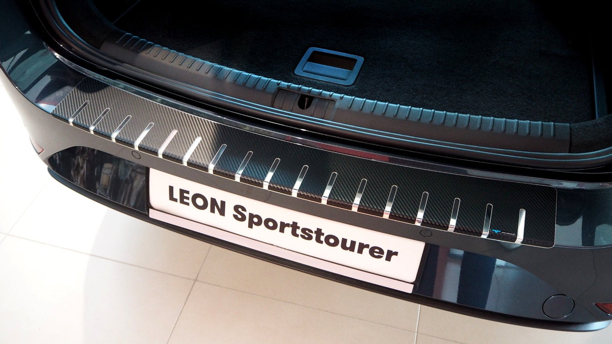 Lastskydd stål/kolfiber Seat Leon IV Kombi 2020+ - Carlevel -