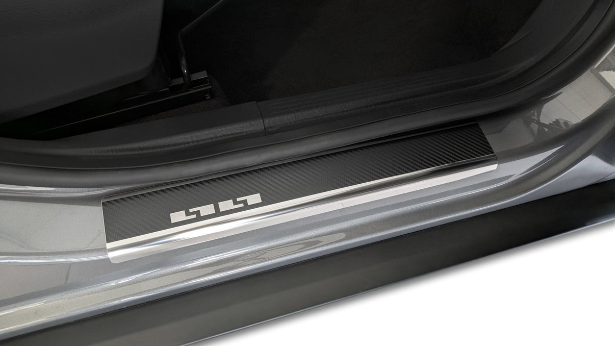 Tröskelskydd stål/kolfiber Citroën C3 IV 2024+ - Carlevel -