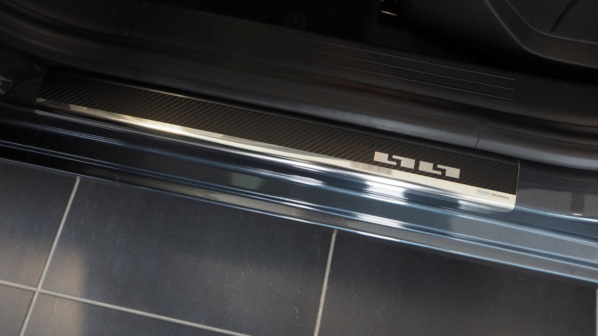 Tröskelskydd stål/kolfiber Clio V 2019+ - Carlevel -