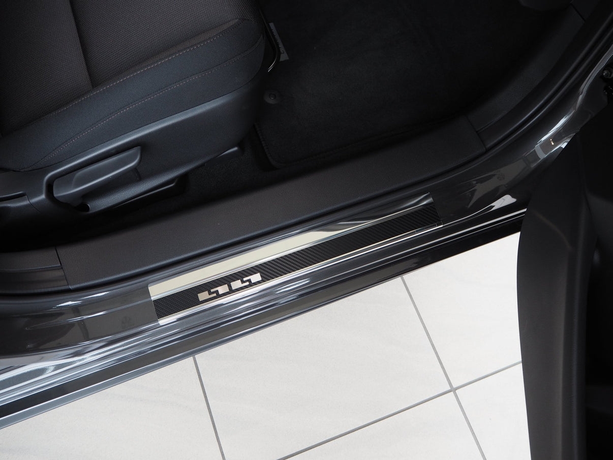 Tröskelskydd stål/kolfiber Mazda 3 IV 2019+ - Carlevel -