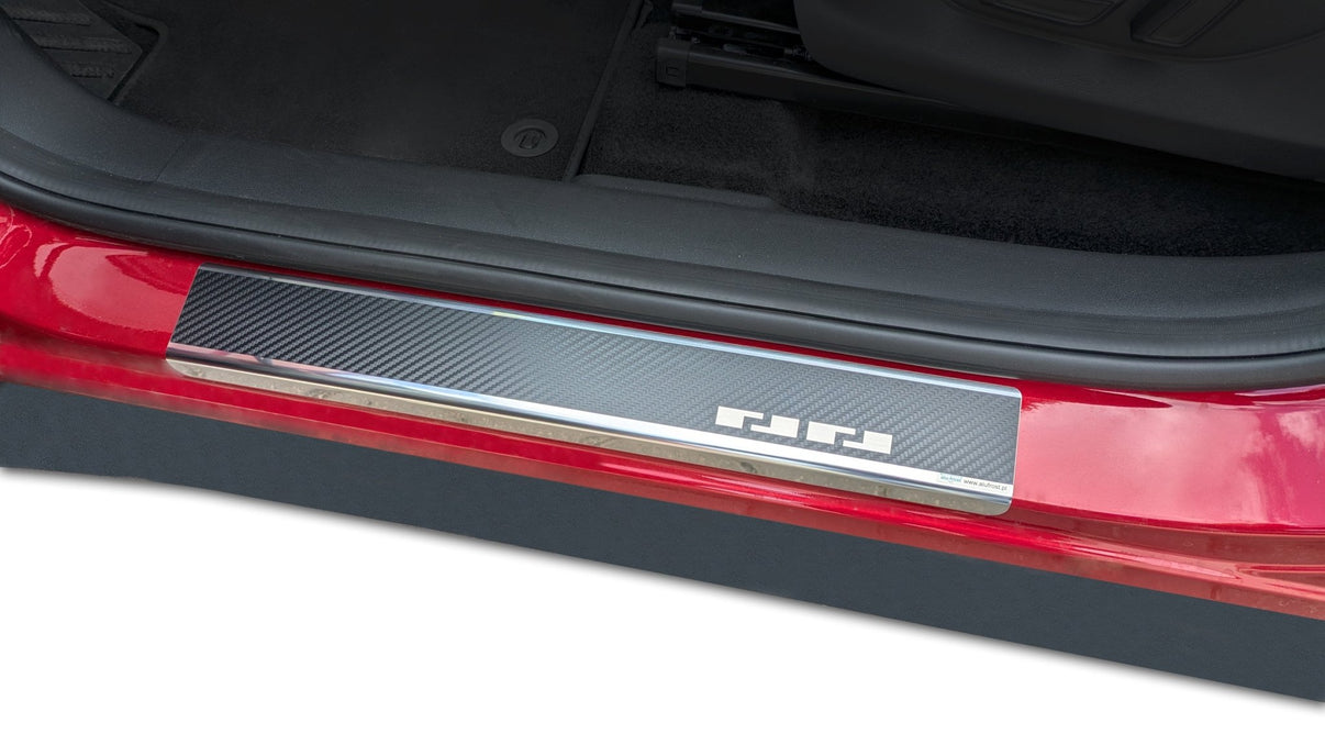 Tröskelskydd stål/kolfiber MG ZS II 2024+ - Carlevel -