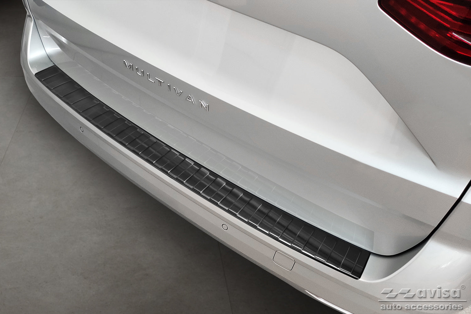 Lastskydd Volkswagen Multivan T7 2021+/ Family 2025/ California 2025+ Svart – detaljbild 3