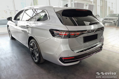 Lastskydd Volkswagen Passat B9 Variant/ R-line/ Hybrid 2024+ – Spegelpolerat silver – detaljbild 2
