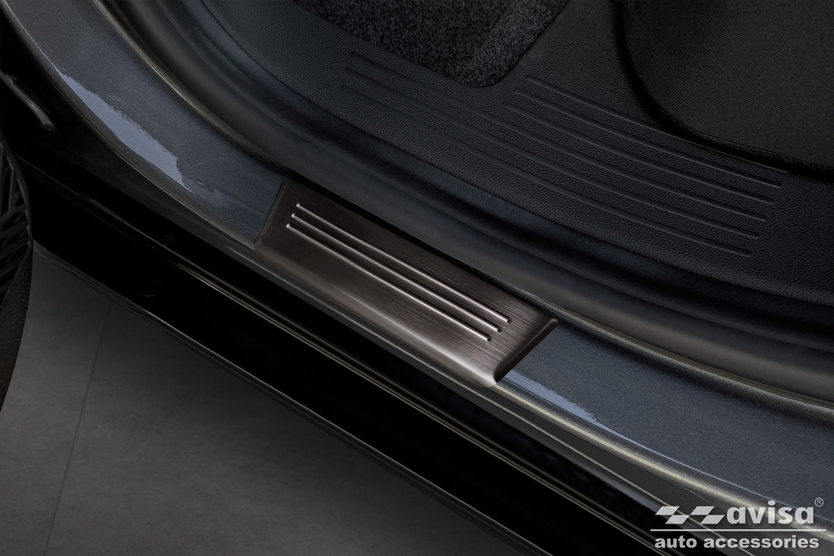 Tröskelskydd Special Edition Renault Megane E-Tech Electric 2022+ – Svart – detaljbild 2