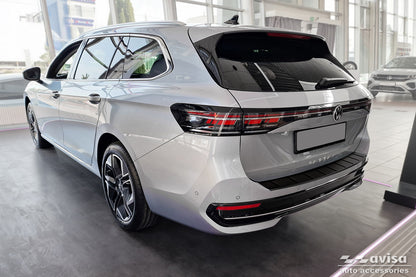 Lastskydd Black Mat Volkswagen Passat B9 Variant/ R-line/ Hybrid 2024+ – Mattsvart – detaljbild 2
