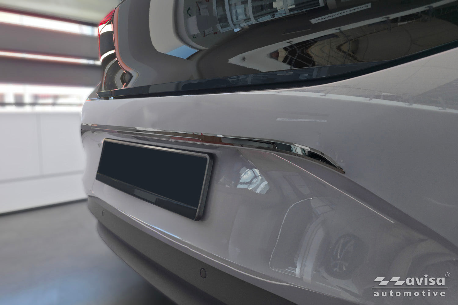 Bakluckelist Volkswagen ID 3 2019–2023, facelift 2023+ – Spegelblank svart – detaljbild 2