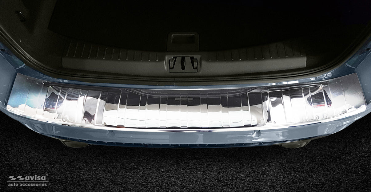 Lastskydd Ford Kuga II/ Ford Kuga II Vignale 2012–2016, facelift 2016–2019 – Spegelpolerat silver – detaljbild 3