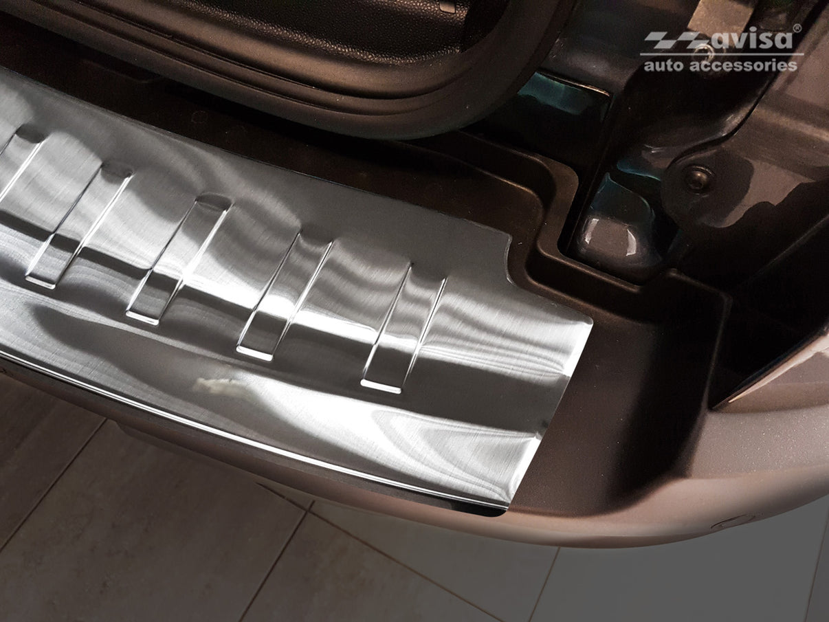 Lastskydd Ford Ecosport II/ ST-Line facelift 2017+ – Silver satin – detaljbild 2