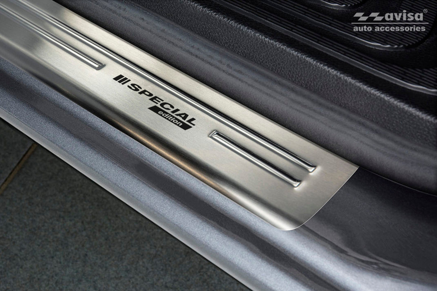 Tröskelskydd Special Edition Mercedes V Class W447/ Vito III 2014+ – Silver satin
