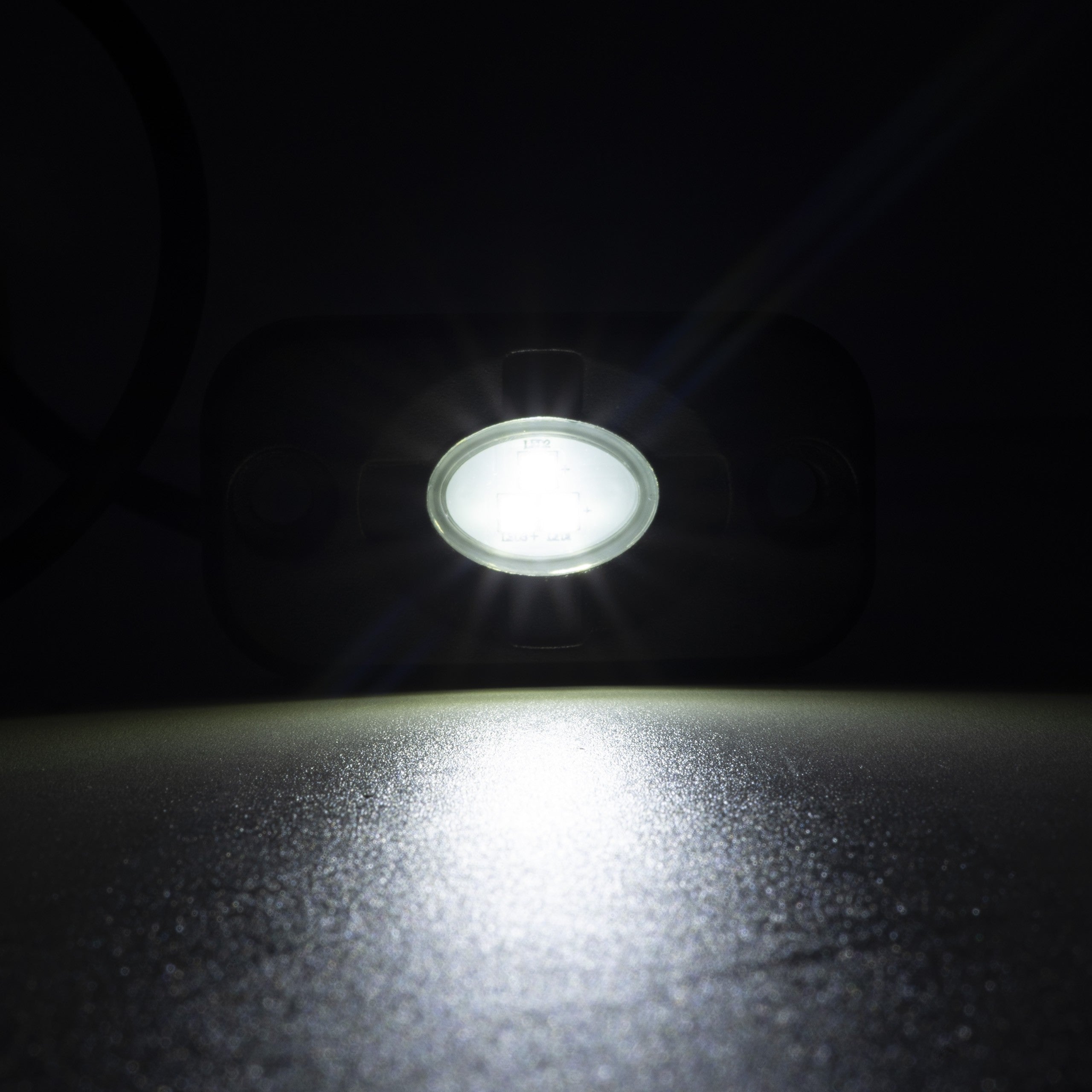 LED-arbetslampa – 15 W – 6000K – 3 LED – 1950 LM – 72mm x 39mm x 13mm