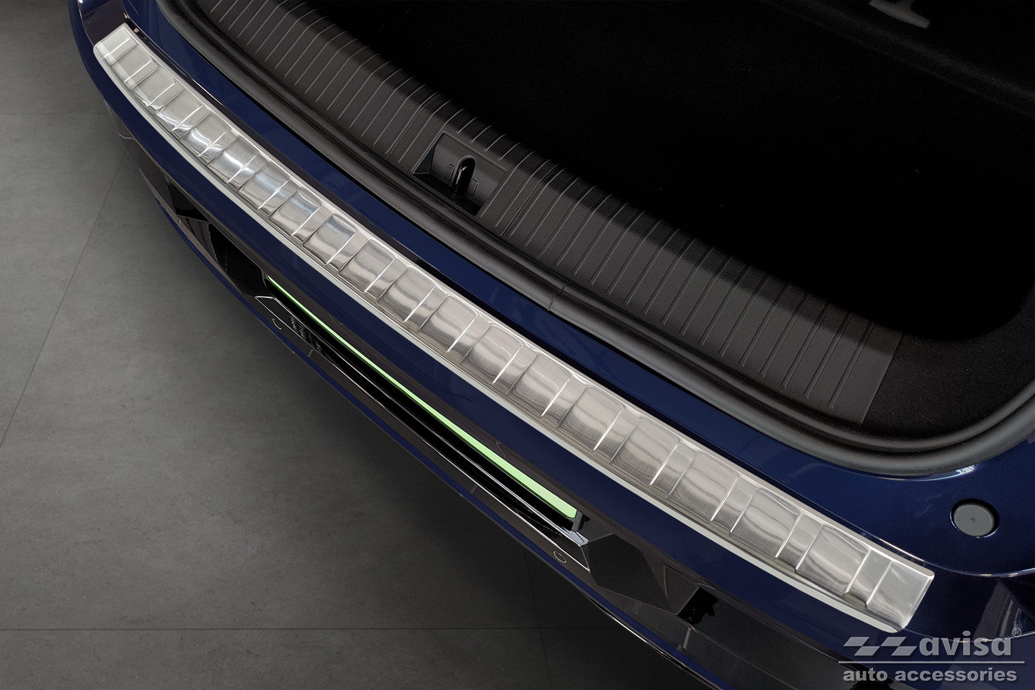 Lastskydd Renault Megane E-Tech Electric 2022+ – Silver – detaljbild 3