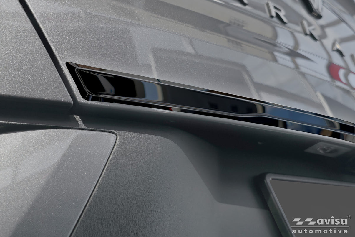 Bakluckelist Renault Arkana 2020+ – Spegelblank svart – detaljbild 3