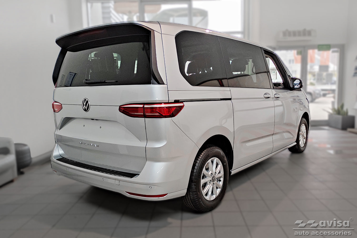 Lastskydd Volkswagen Multivan T7 2021+/ Family 2025/ California 2025+ Spegelblank svart – detaljbild 2