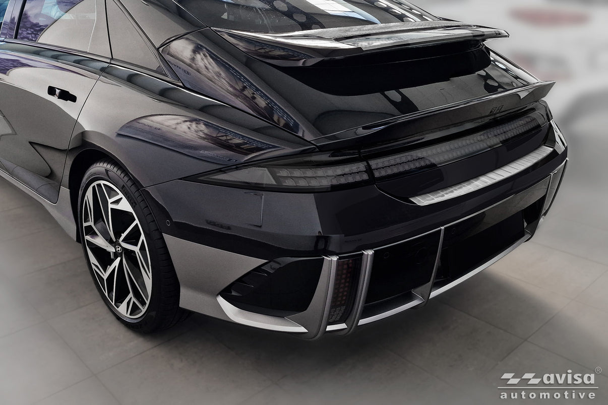 Lastskydd Hyundai Ioniq 6 2022+ – Silver satin – detaljbild 2