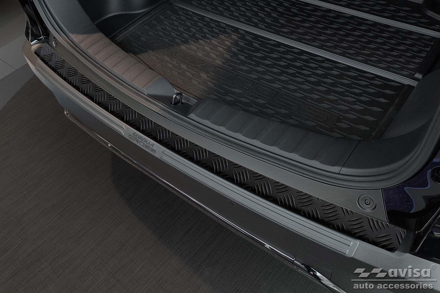 Lastskydd Toyota Corolla Cross (XG1TJ) 2022–2025, facelift 2025+ Svart (2/40231) – detaljbild 3