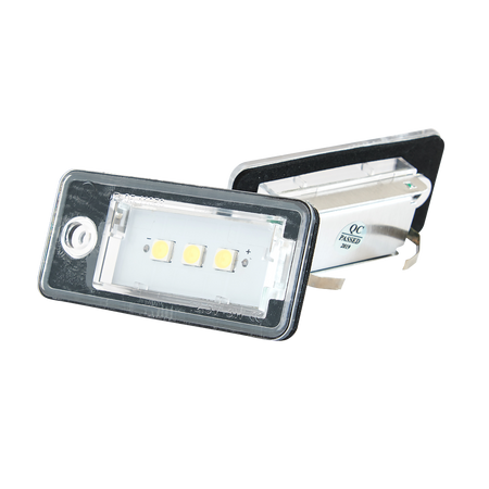 Skyltbelysning LED till Audi RS4 – A5 2D – Q7 – produktbild framifrån | Xenonkungen