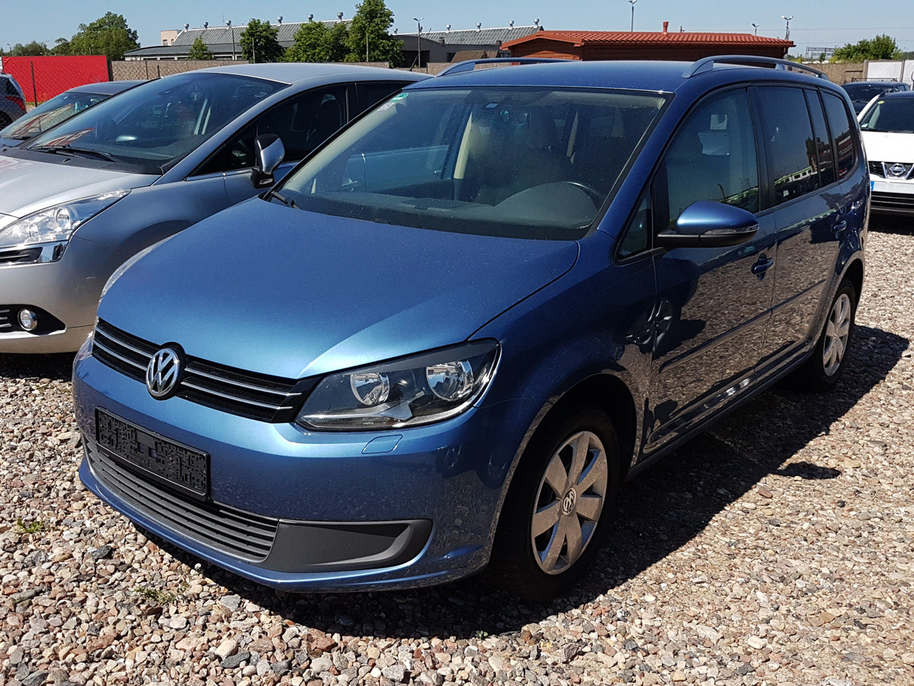 Lastskydd Volkswagen Touran II 2010–2015 – Svart – detaljbild 3