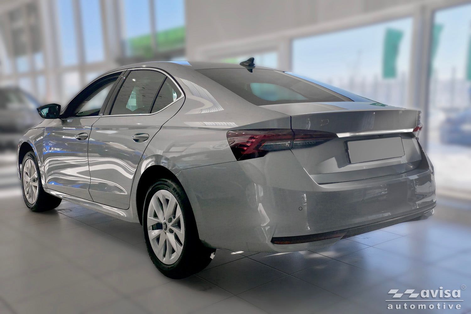 Bakluckelist Skoda Octavia IV liftback 2019–2024 facelift 2024+ – Silver satin – detaljbild 2