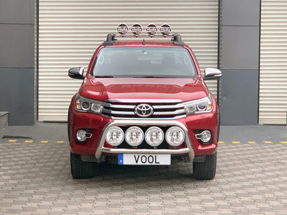 STOR QUADRO 76MM frontbåge – Toyota Hilux 2016 – 2018 – produktbild framifrån | ÖVRIGT