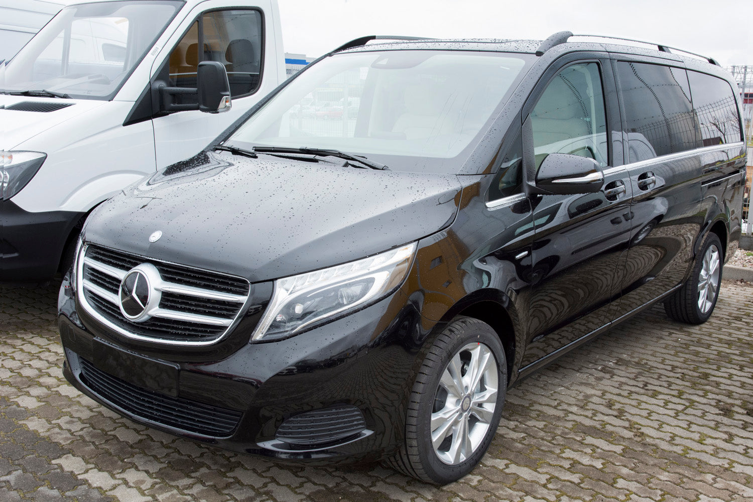 Lastskydd Mercedes V Class W447/ Vito III/ Marco Polo 2014–2019, facelift 2019–2024, facelift 2024+ (versionen med two bak…… (2/35818) – detaljbild 2