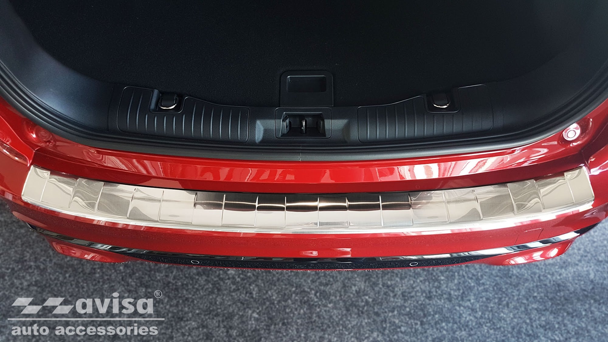 Lastskydd Ford Kuga III ST-Line/ Hybrid/ Vignale 2019–2024, facelift 2024+ – Silver satin – detaljbild 3