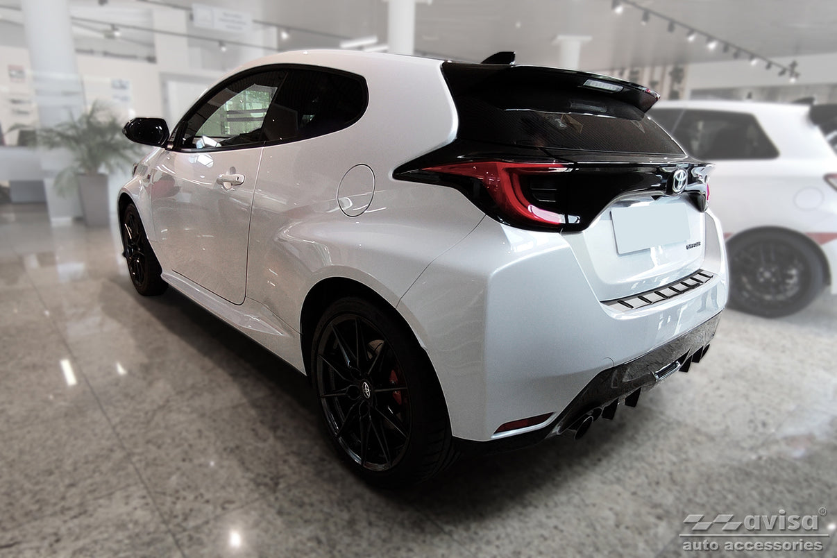 Lastskydd Strong Edition Toyota GR Yaris 2020+ – Silver satin – detaljbild 2
