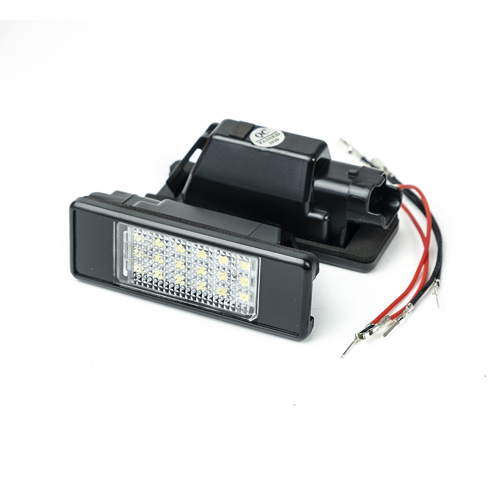 Skyltbelysning LED Citroen Berlingo – Peugeot Expert – närbild detaljer | Xenonkungen