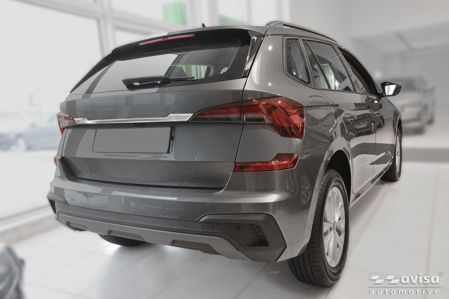 Bakluckelist Skoda Kamiq 2019+24, facelift 24– – Silver satin – detaljbild 2