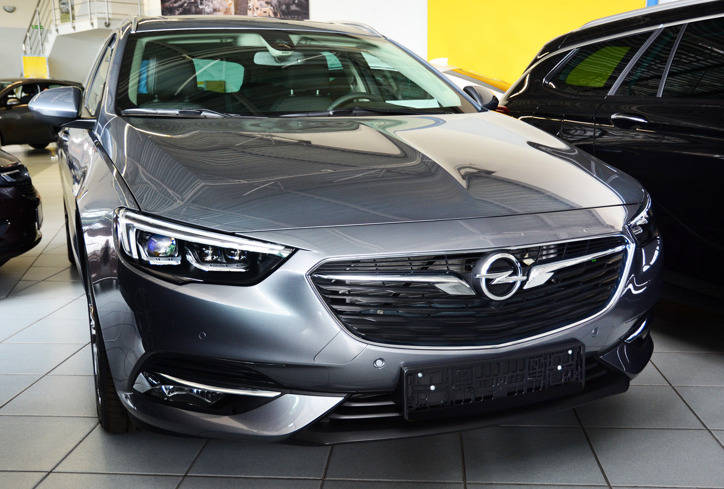 Lastskydd Opel Insignia B sports tourer/ Gsi/ Country tourer 2017–2020, facelift 2020+ – Silver satin – detaljbild 3