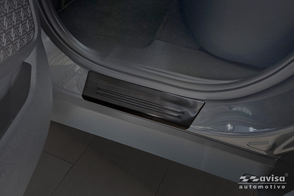 Tröskelskydd Lines Mitsubishi Outlander IV 2025+ – Svart – detaljbild 2