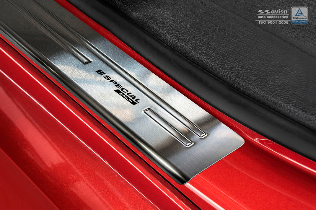 Tröskelskydd Special Edition BMW X6 II F16 2014–2019 – Silver satin – detaljbild 2