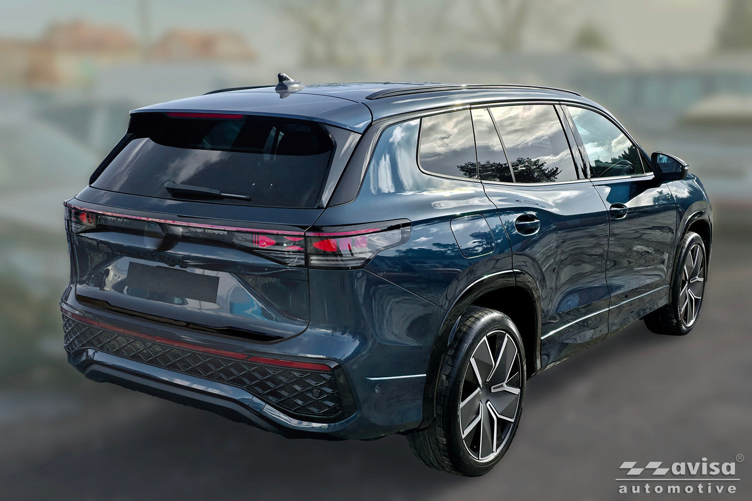 Bakluckelist Volkswagen Tayron II 2025+ – Spegelblank svart – detaljbild 2