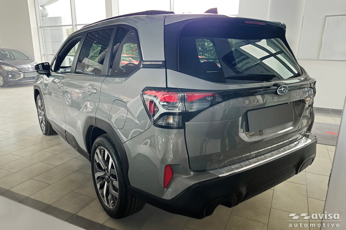 Lastskydd Subaru Forester VI 2024+ – Silver satin – detaljbild 2