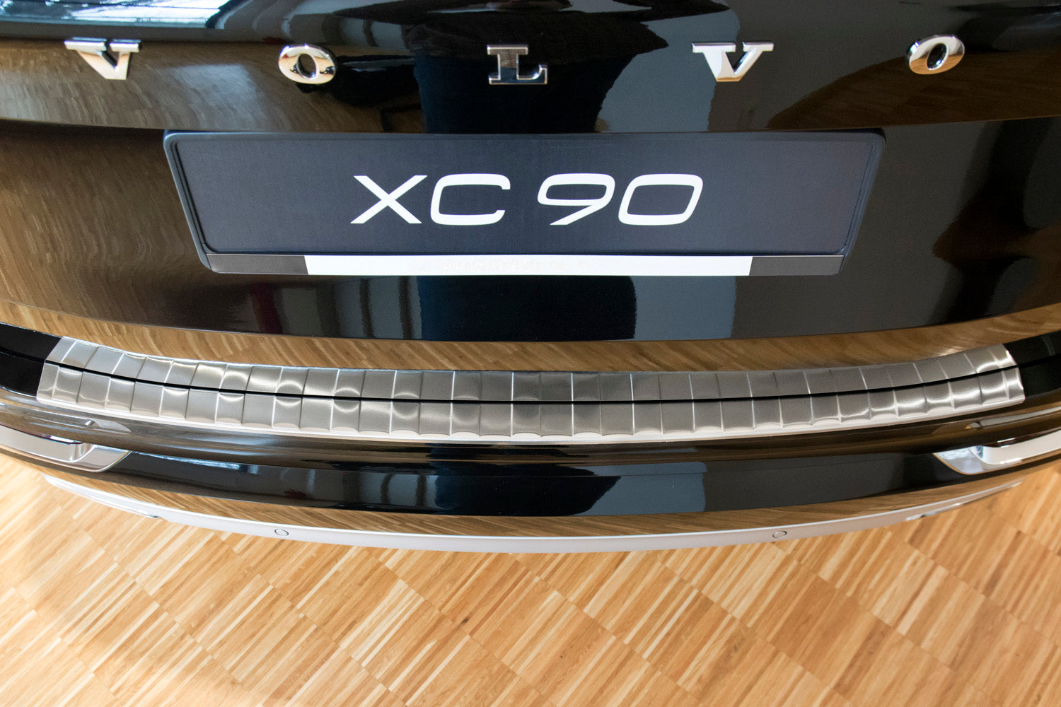 Lastskydd Volvo XC90 II 2015–2019 facelift 2019–2024 facelift 2024+ New Design – Silver satin – detaljbild 3