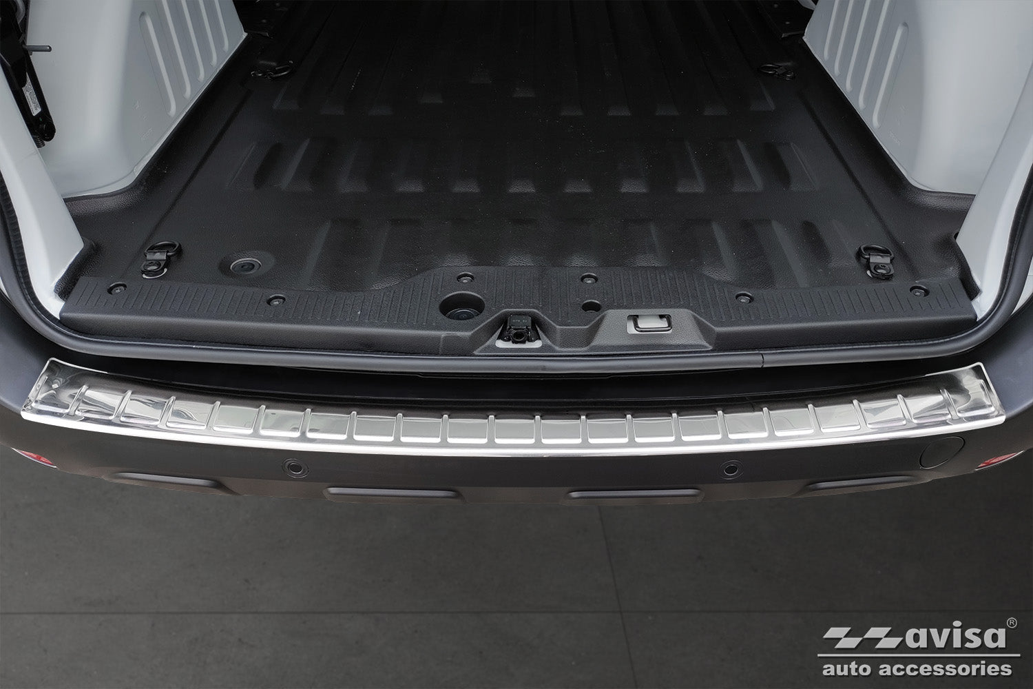 Lastskydd Renault Express Van furgon 4-dörrars 2021+ – Silver satin – detaljbild 3