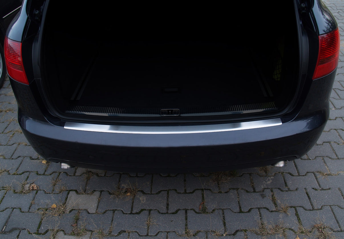 Lastskydd Audi A6 C6 Avant 2005–2011 – Silver satin – detaljbild 3