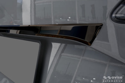Bakluckelist Skoda Karoq facelift 2022+ – Spegelblank svart – detaljbild 3