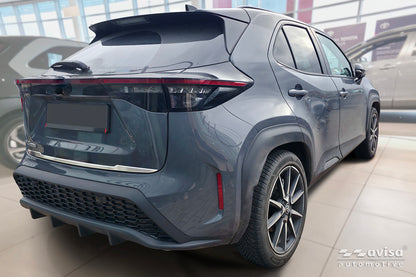 Bakluckelist Toyota Yaris Cross 2021+ – Silver satin – detaljbild 2