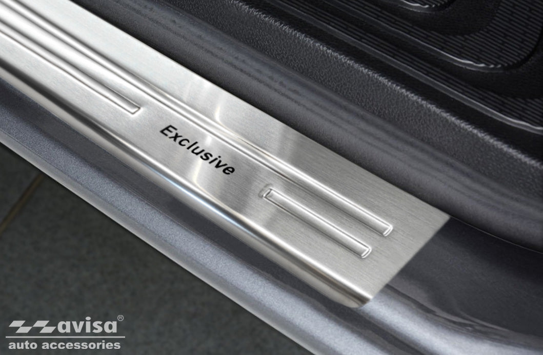 Tröskelskydd Exclusive Mercedes V Class W447/ Vito III 2014+ – Silver satin (2/13016) – detaljbild 2