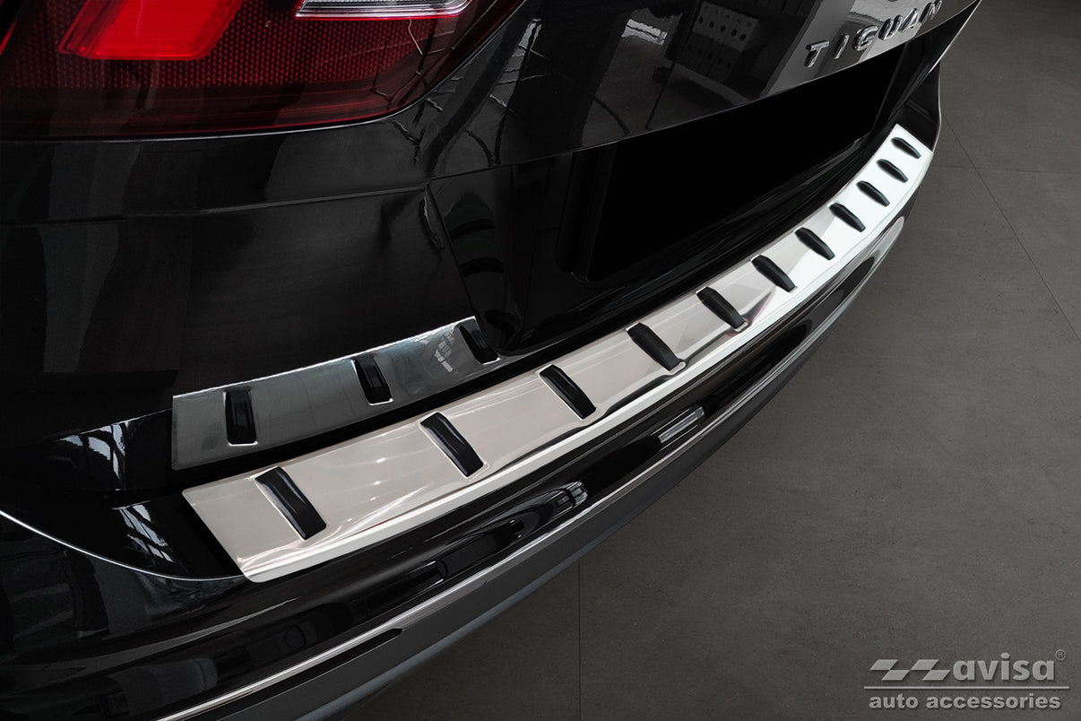Lastskydd Strong Edition Volkswagen Tiguan II 2015–2020, facelift 2020+/ eHybrid 2020–2024 m.fl. – Silver – detaljbild 3
