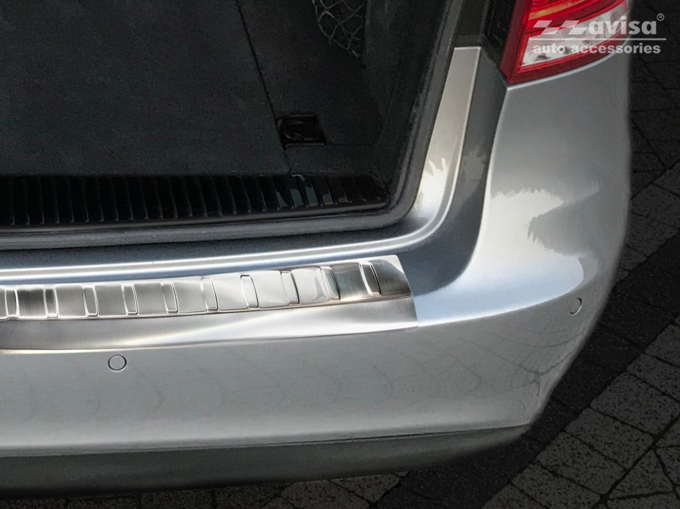 Lastskydd Mercedes E Class W212 Kombi 2013–2015, facelift 2015–2016 – Silver satin – detaljbild 2