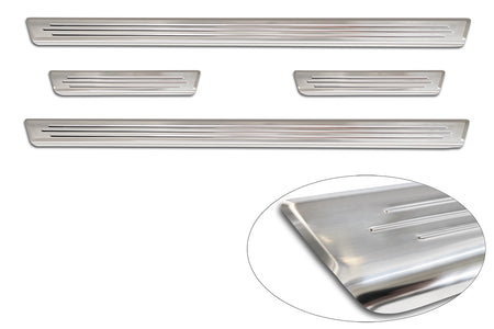 Tröskelskydd Lines Fiat 600 2023+ – Silver satin