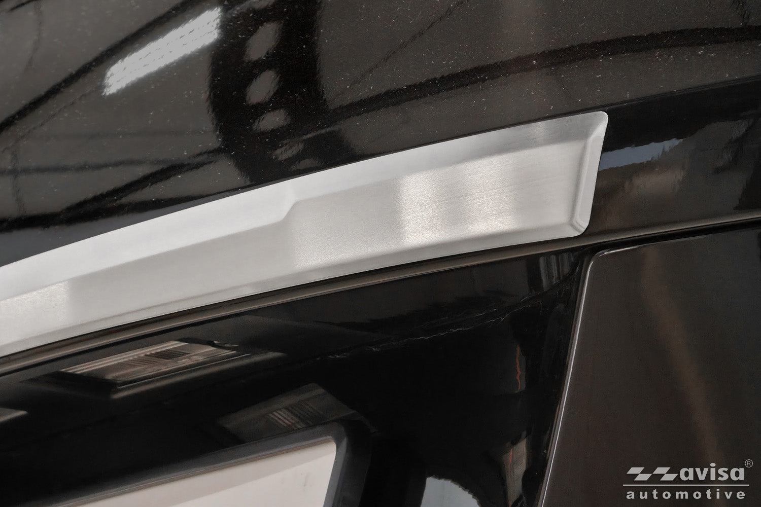 Bakluckelist Kia X-Ceed 2019–2022, facelift 2022+ – Silver satin – detaljbild 3