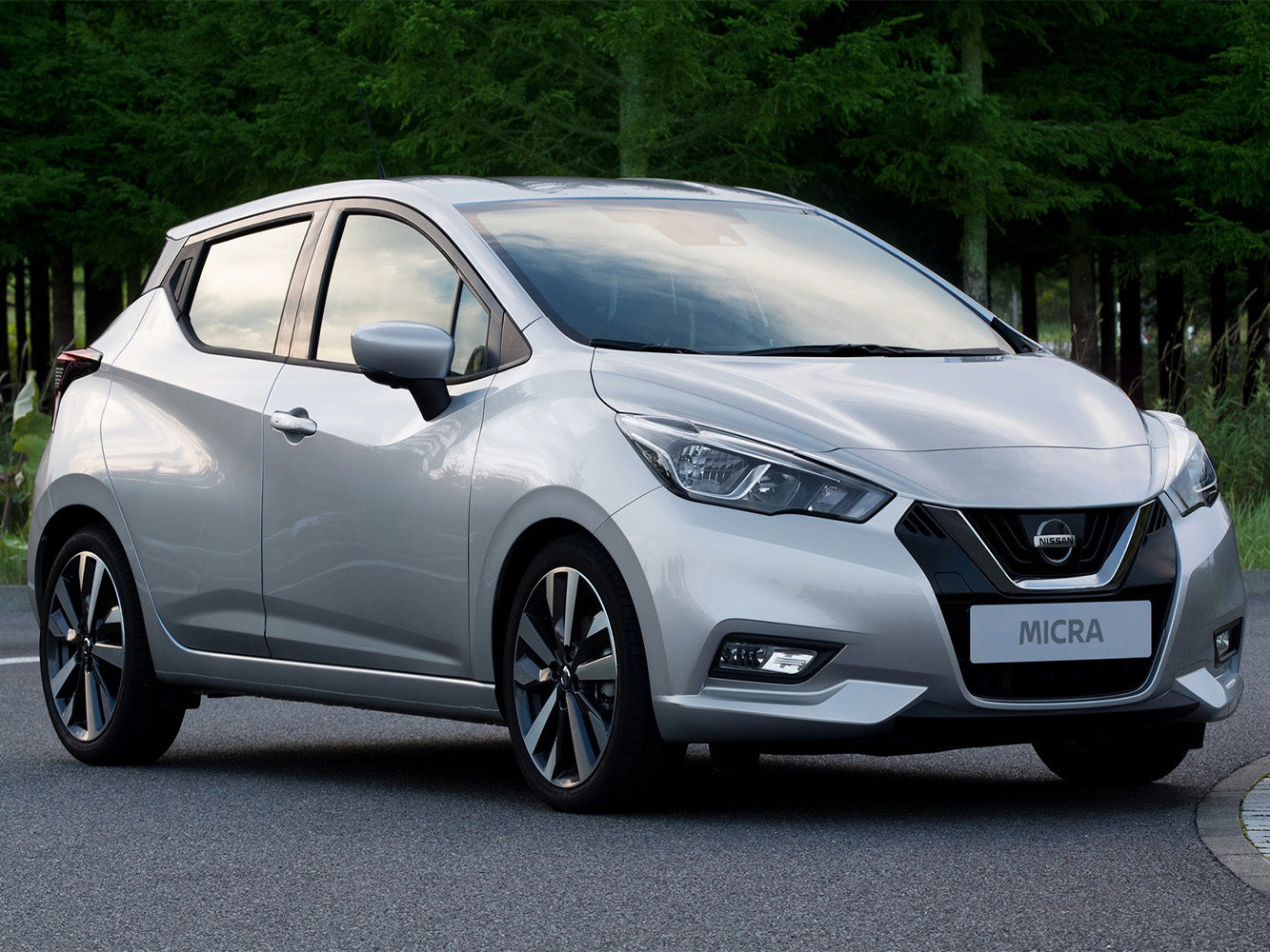 Bakluckelist Nissan Micra V 2016+ – Svart (2/46026) – detaljbild 3
