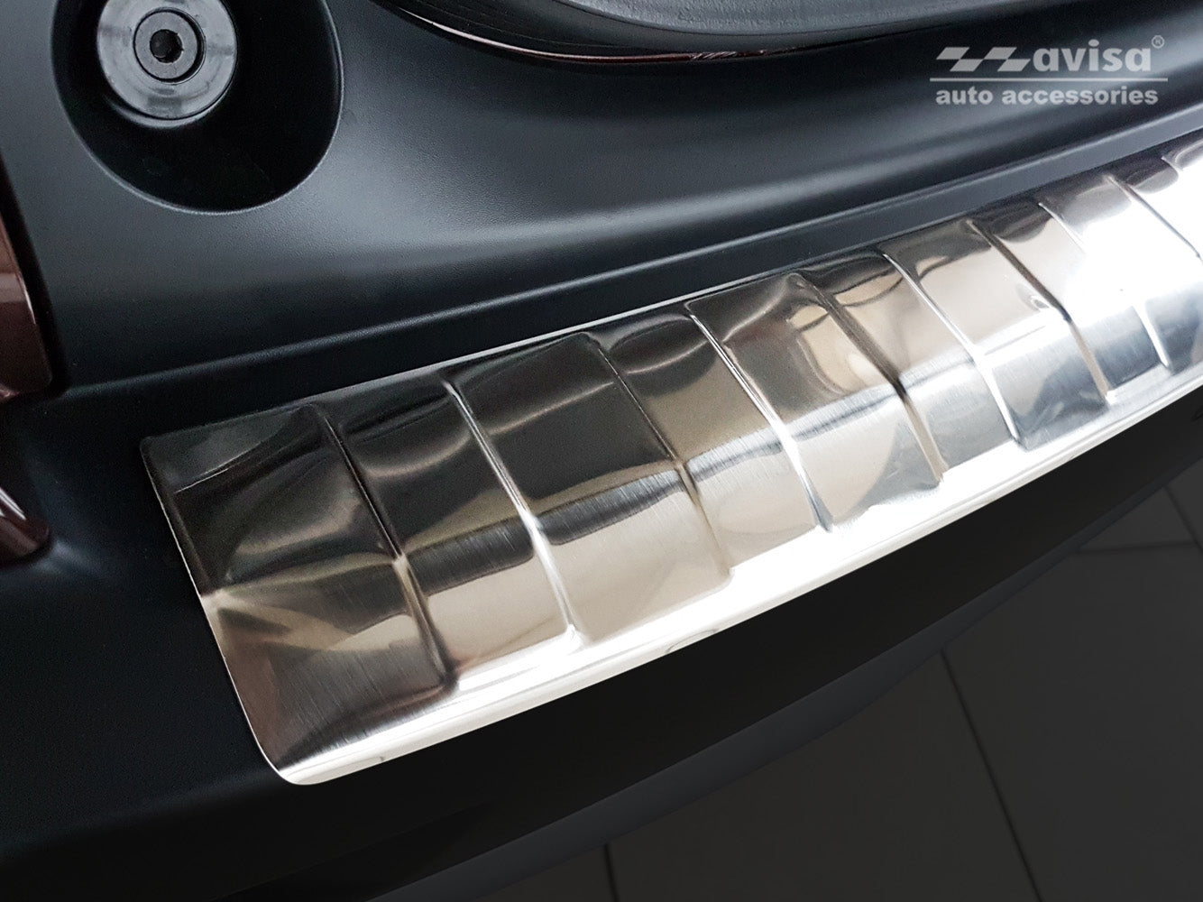 Lastskydd Honda Cr-V V 2018– 2023 / Honda Cr-V V Hybrid 2019– 2023 – Silver satin – detaljbild 2