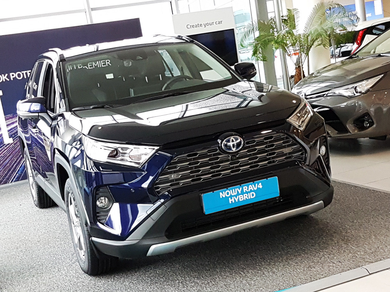 Lastskydd Suzuki Across 2020+ / Toyota RAV4 V generation/ Hybrid 2018–2026 (fits also to PHEV GR version ) – Svart – detaljbild 3
