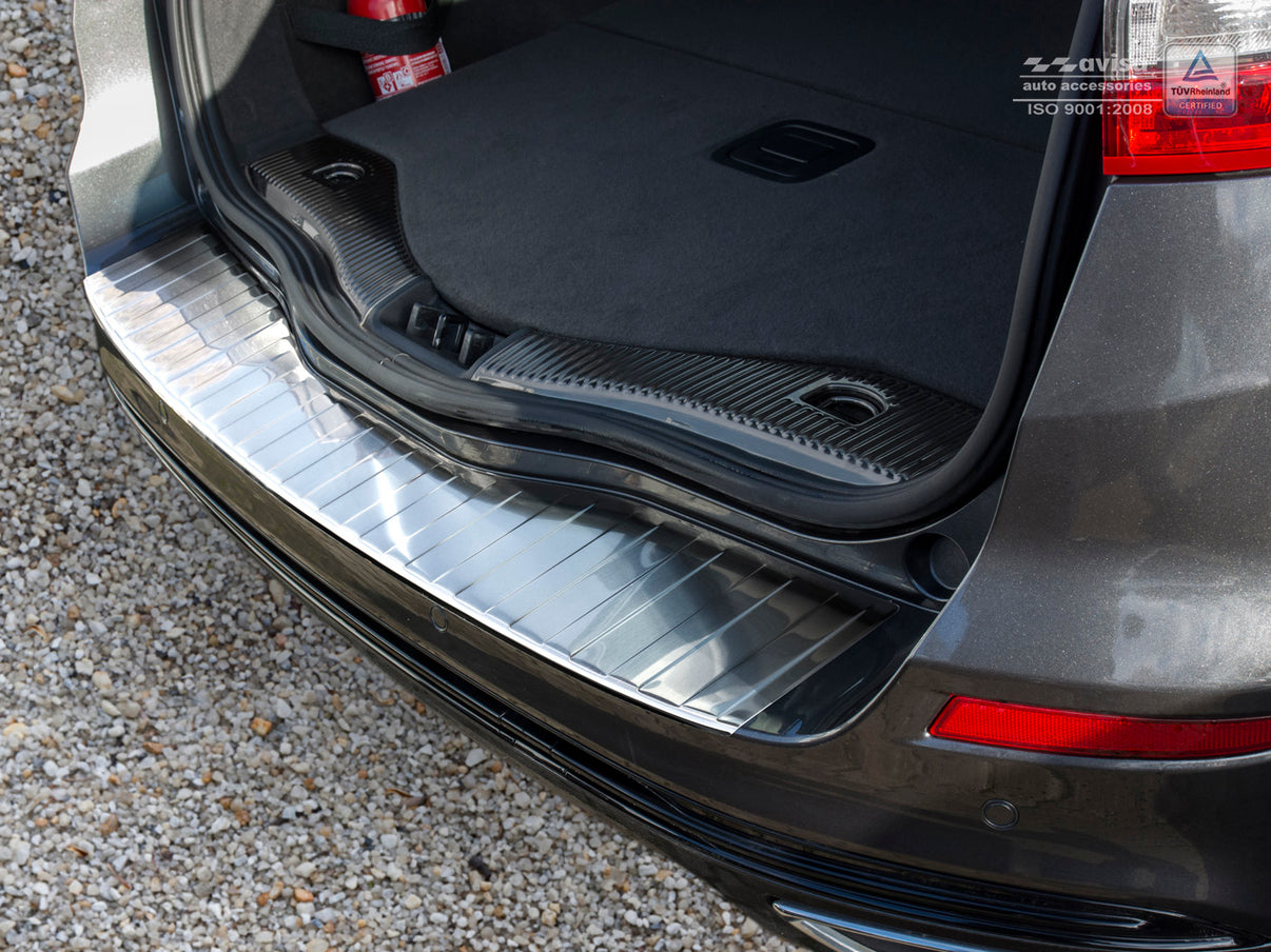 Lastskydd Ford Mondeo MK5 Kombi 2014–2019, facelift 2019+ – Silver satin – detaljbild 2
