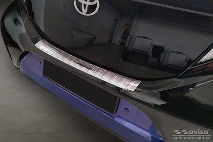 Lastskydd Toyota Aygo X crossover 2022–2025, facelift 2025+/ Toyota Aygo X hybrid 2026+ – Silver satin – detaljbild 3