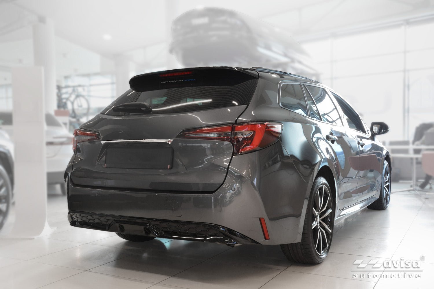 Bakluckelist Toyota Corolla XII Touring Sports 2018+/ GR Sport 2018+ – Spegelpolerat silver (2/38210) – detaljbild 2