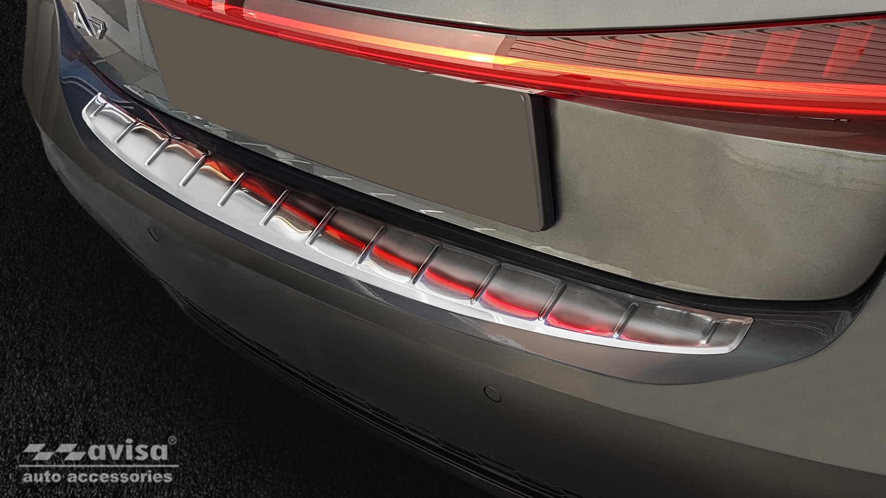 Lastskydd Audi A7 C8 Sportback II liftback 2017+ – Silver satin – detaljbild 2